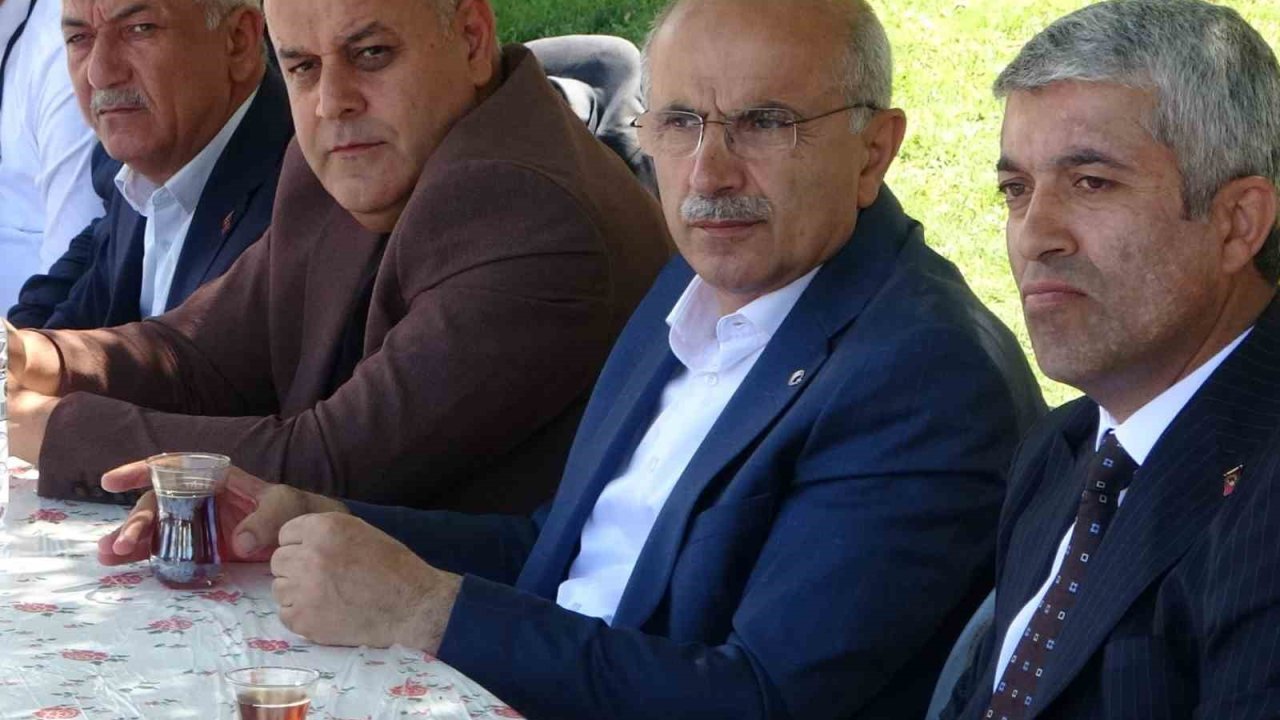 Başkan Sami Er: "Sorunları tek tek bertaraf ediyoruz"