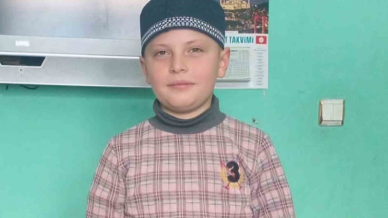 Gölette boğulma tehlikesi geçiren çocuk hayatını kaybetti