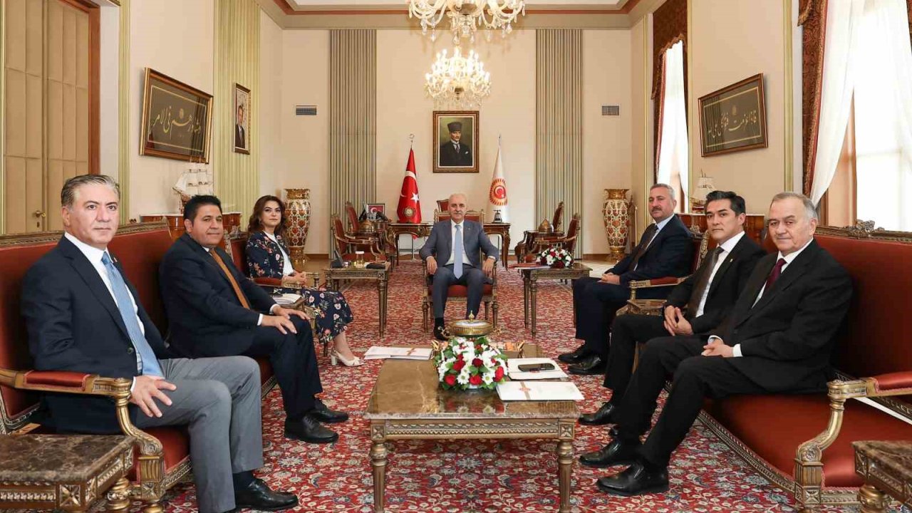 TBMM Başkanı Kurtulmuş, Meclis’te grubu bulunan siyasi partilerin grup başkanvekillerini kabul etti