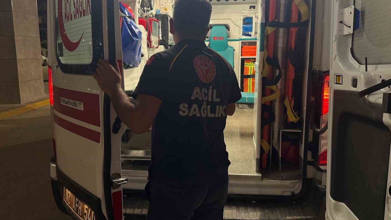 Adıyaman’da çapa motoru devrildi: 4 yaralı