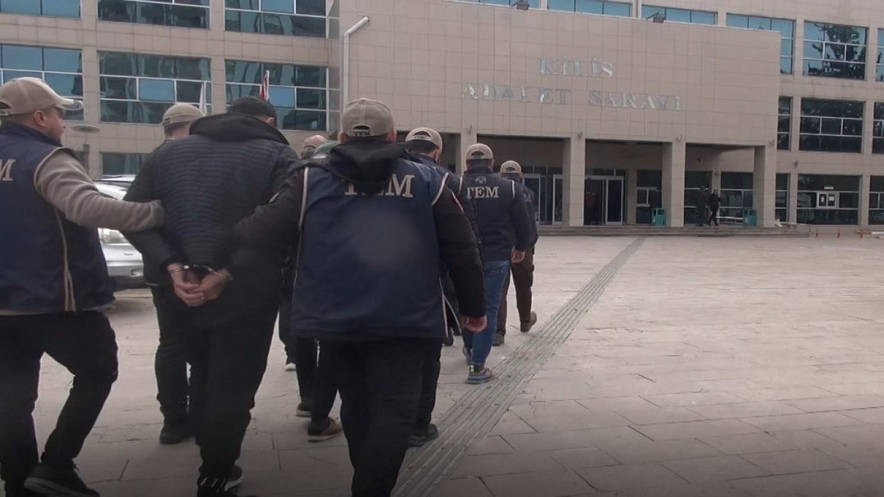 Kilis’te DEAŞ ve FETÖ operasyonu: 20 gözaltı