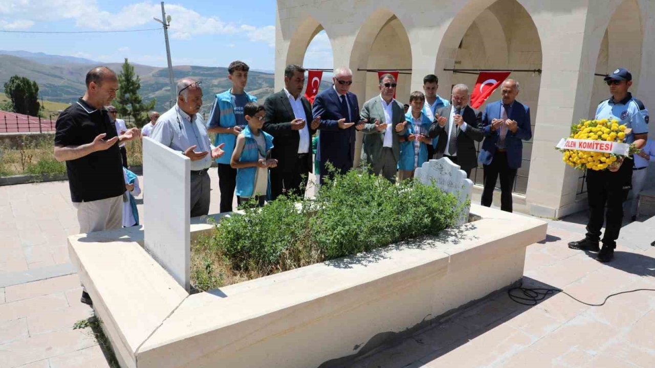 Abdulvehhap Gazi ve Beyböyrek dualarla anıldı