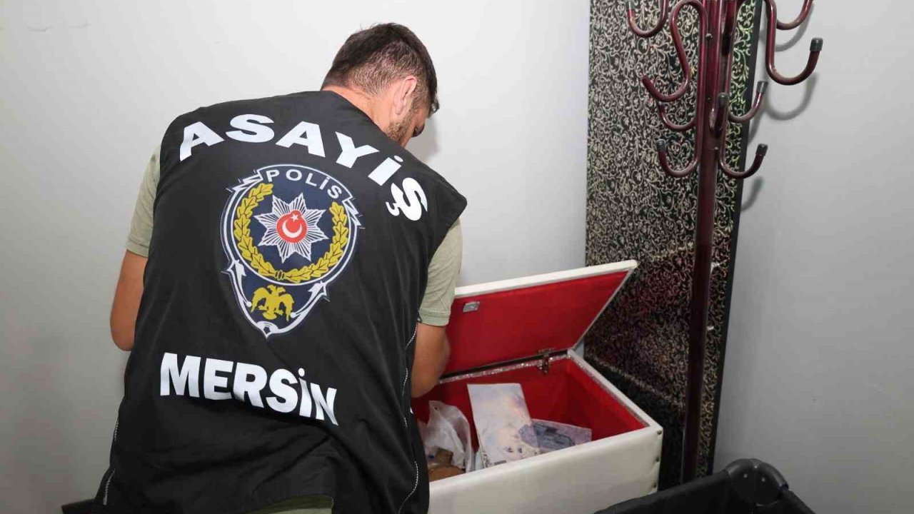 Mersin’de aranan şahıslara yönelik operasyon: 81 kişi yakalandı