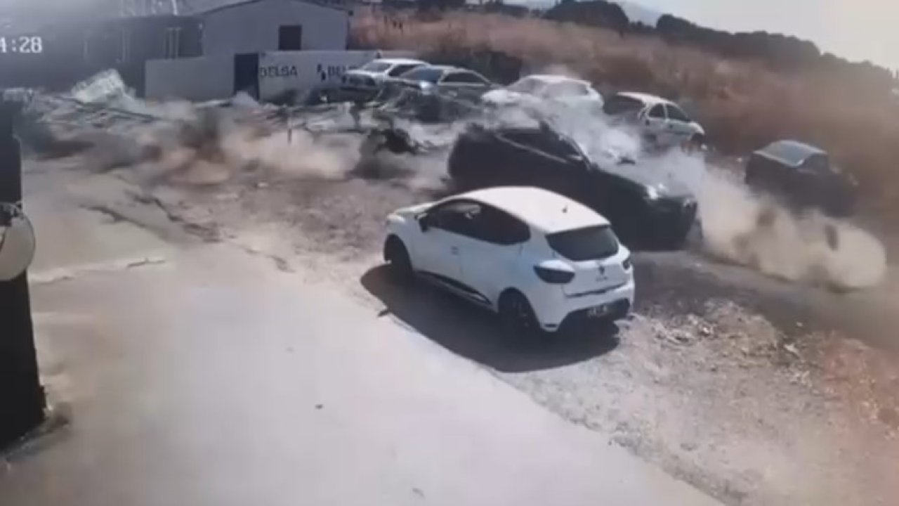 Kule vinç böyle devrildi, sahada çalışan Suriyeliler savaş çıktı zannetti