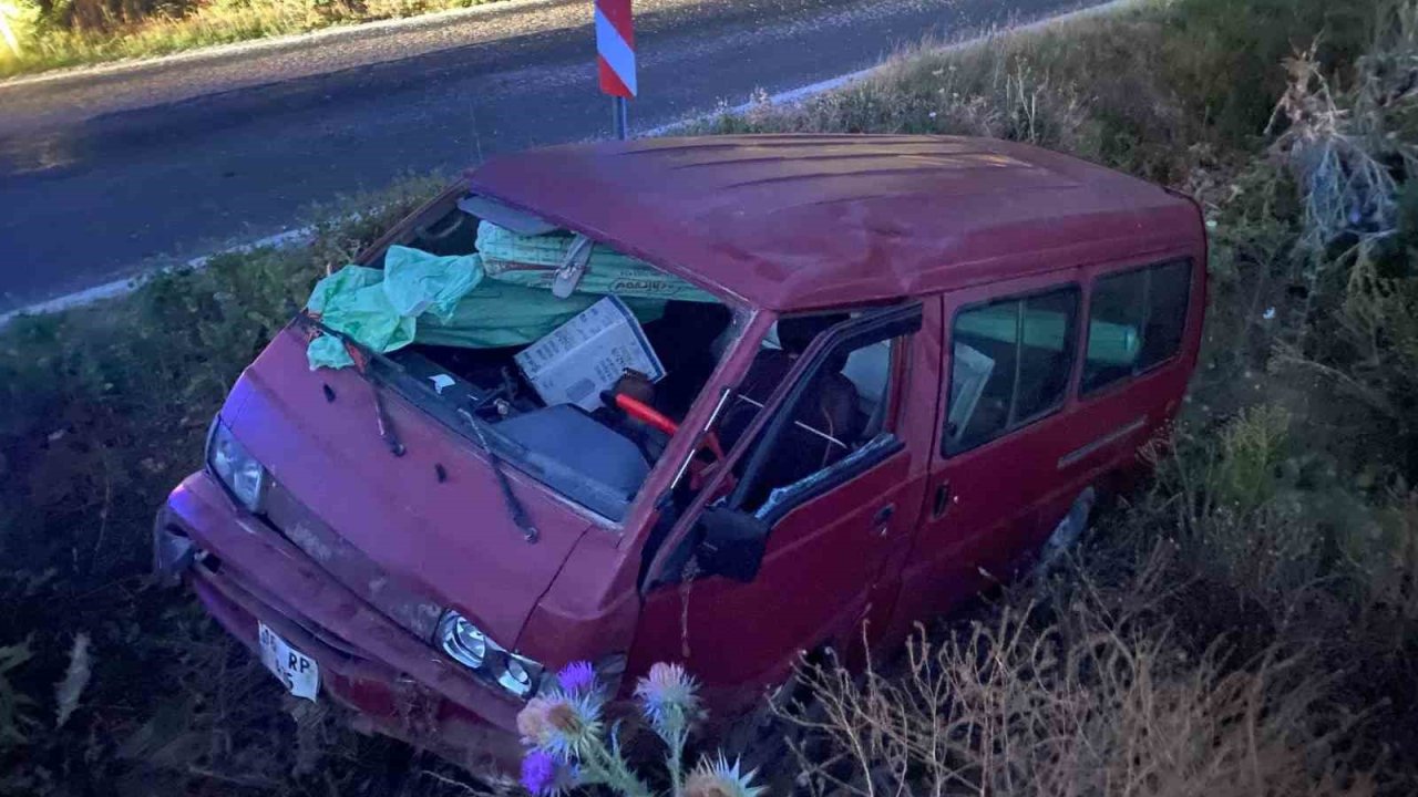 Bilecik’te dere yatağına uçan aracın sürücüsü yaralandı