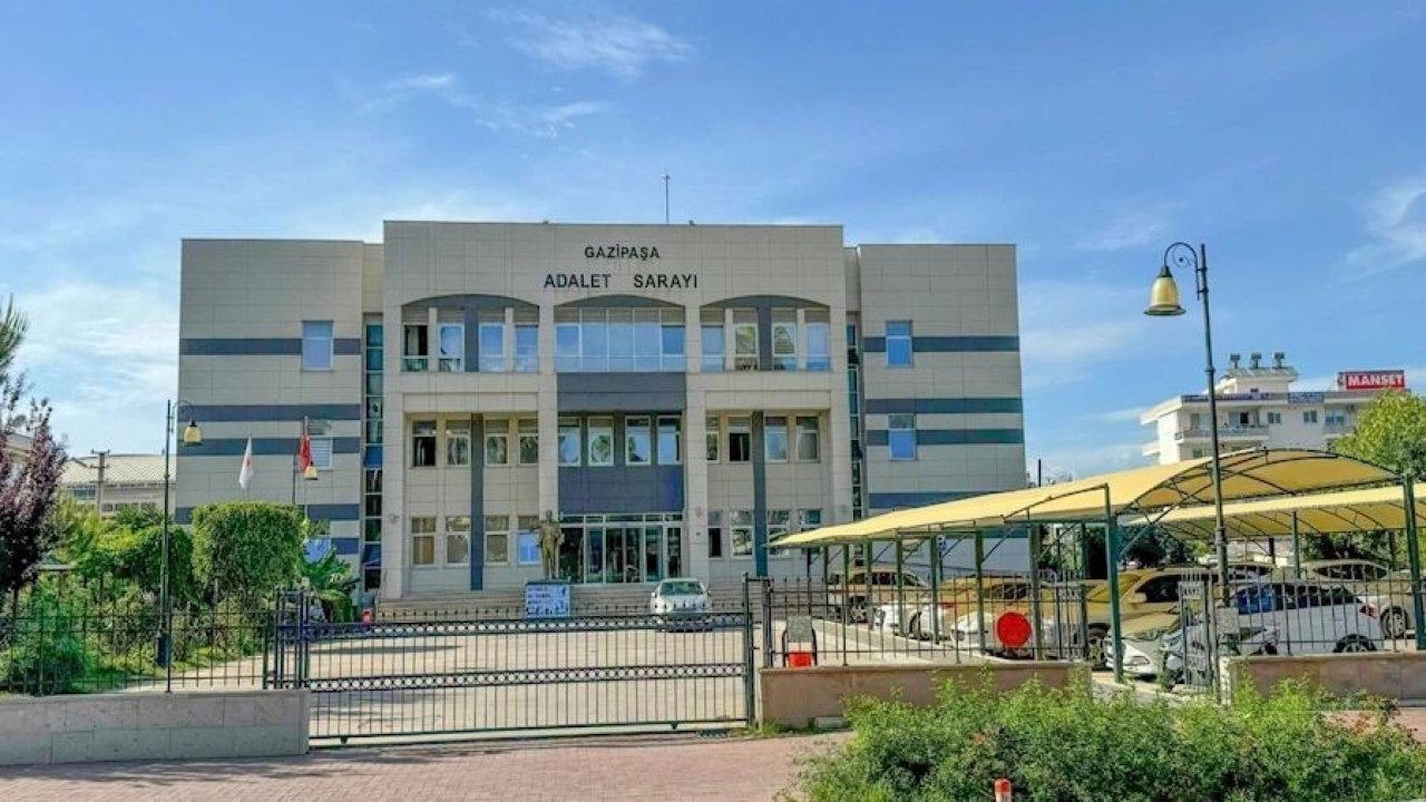 FETÖ’ye finansman sağlayan kadın tutuklandı