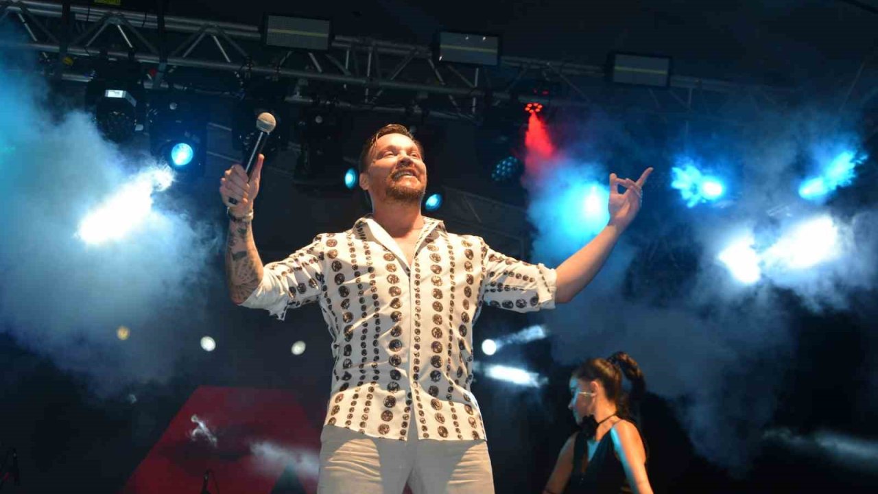 Finali Sinan Akçıl yaptı