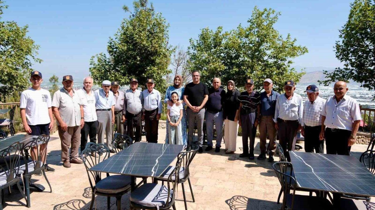 Sarıgöl kaymakamı Dalak, Kıbrıs gazileri ile bir araya geldi