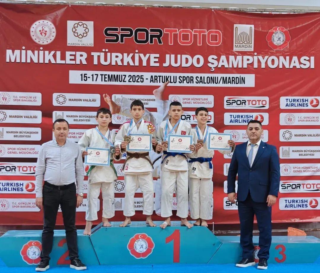 Karslı judocu Türkiye 2'ncisi oldu