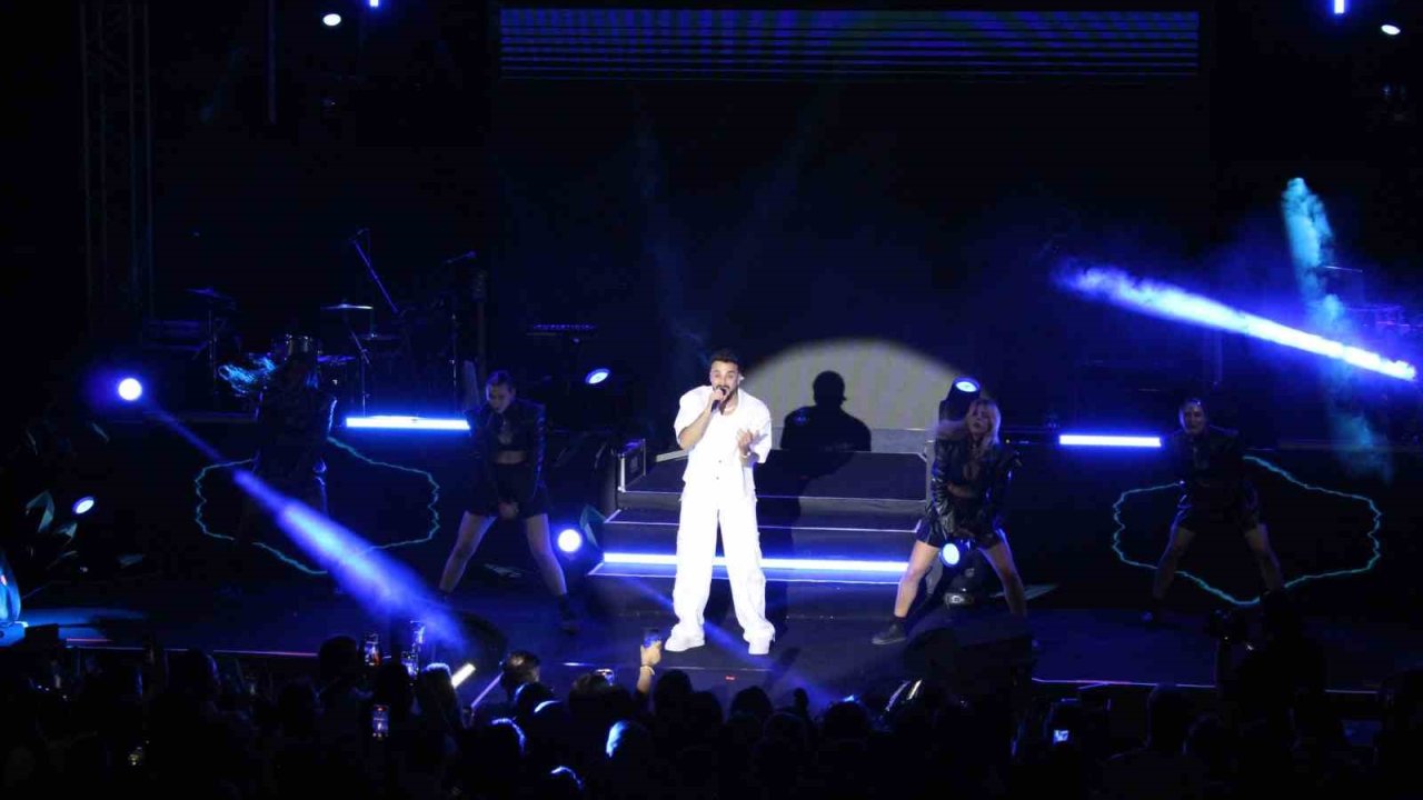 Sefo, yeni projelerin sinyalini verdi: "Başka hazırlıklar var"