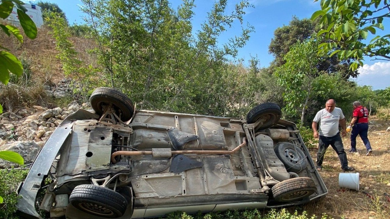 Otomobil uçuruma yuvarlandı: 5 yaralı