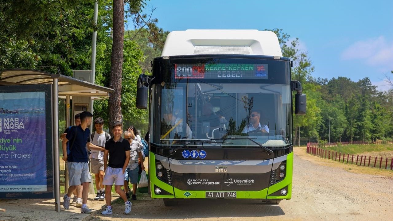 800CK, 1 ayda 46 bin vatandaşı sahillere taşıdı