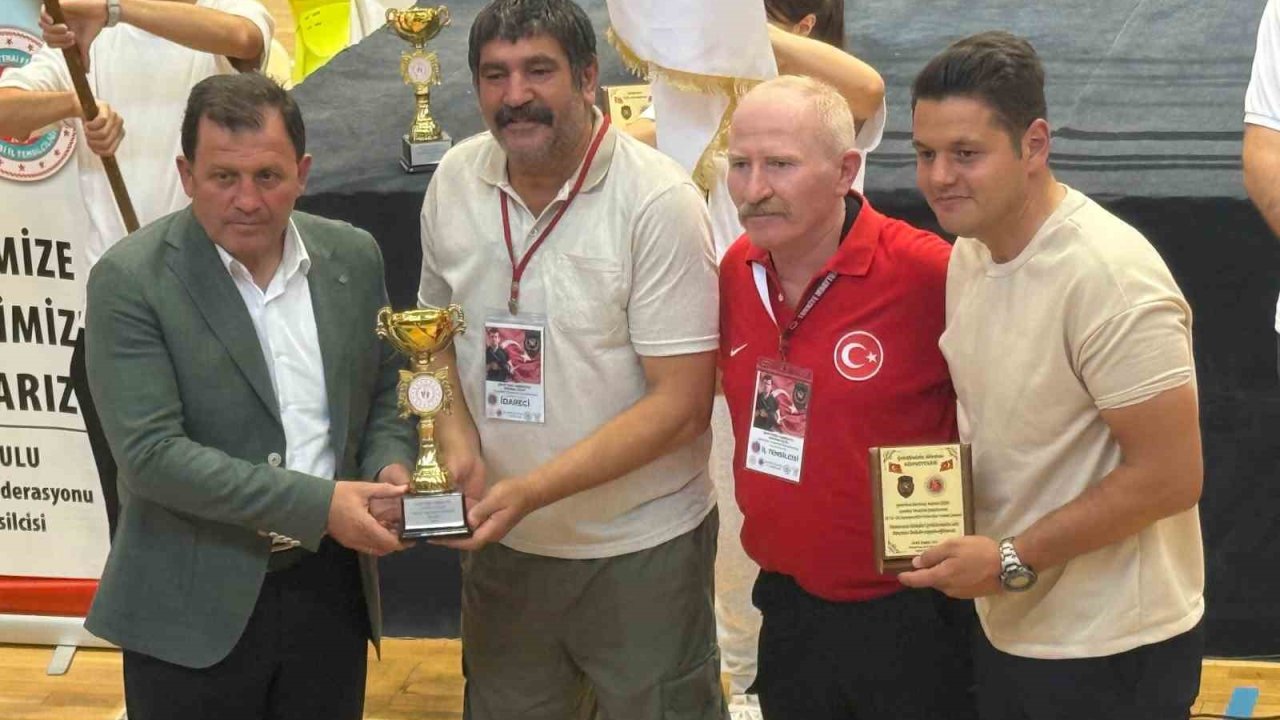 Şehit Özel Harekatçı Bayram Çiçek Çocuklar Muaythai Şampiyonası yapıldı
