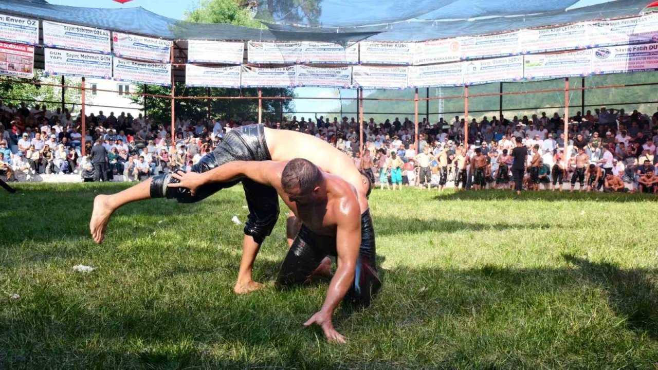 58. Dikmen Sırık Kebabı ve Yağlı Güreşlerinin Başpehlivanı Erkan Taş oldu