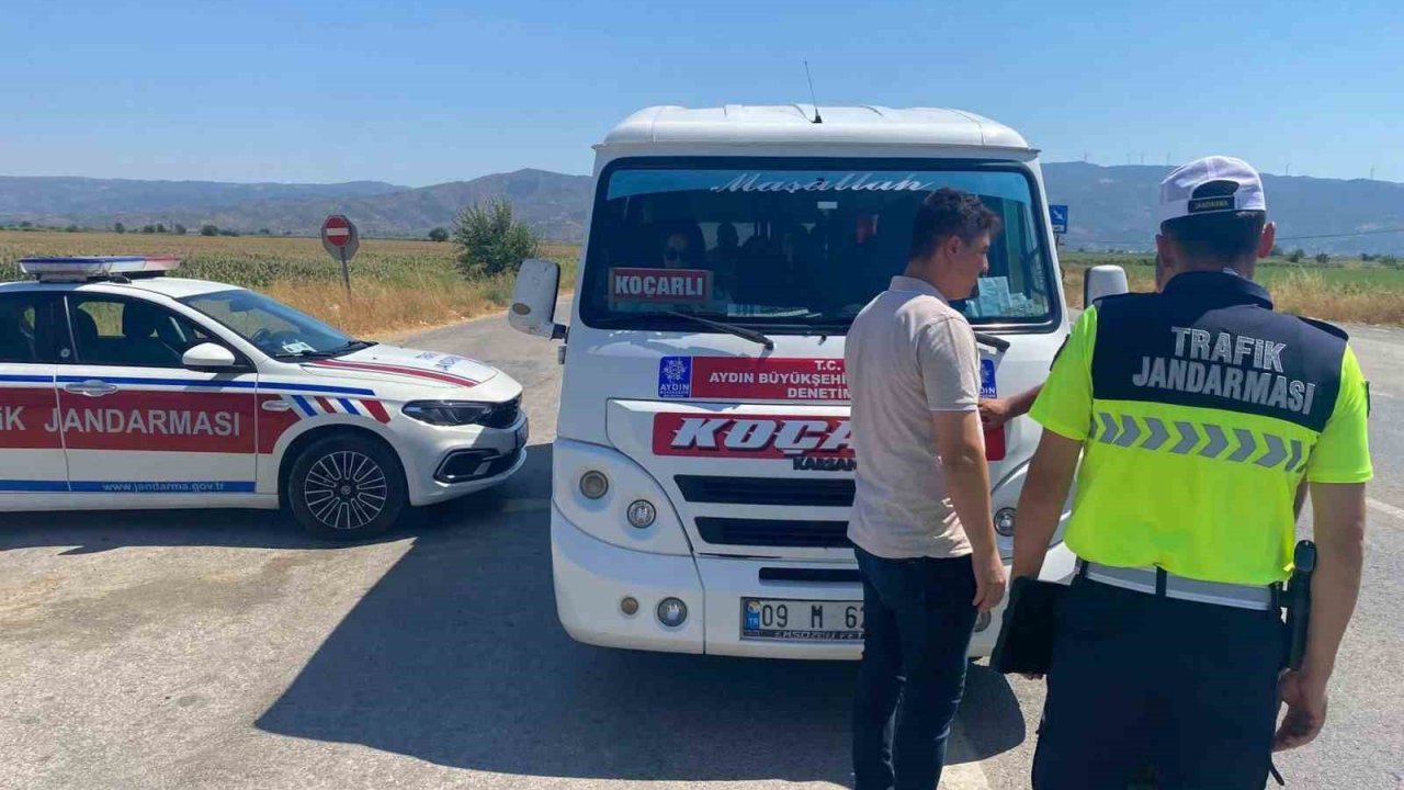Koçarlı’da yolcu minibüsleri denetlendi