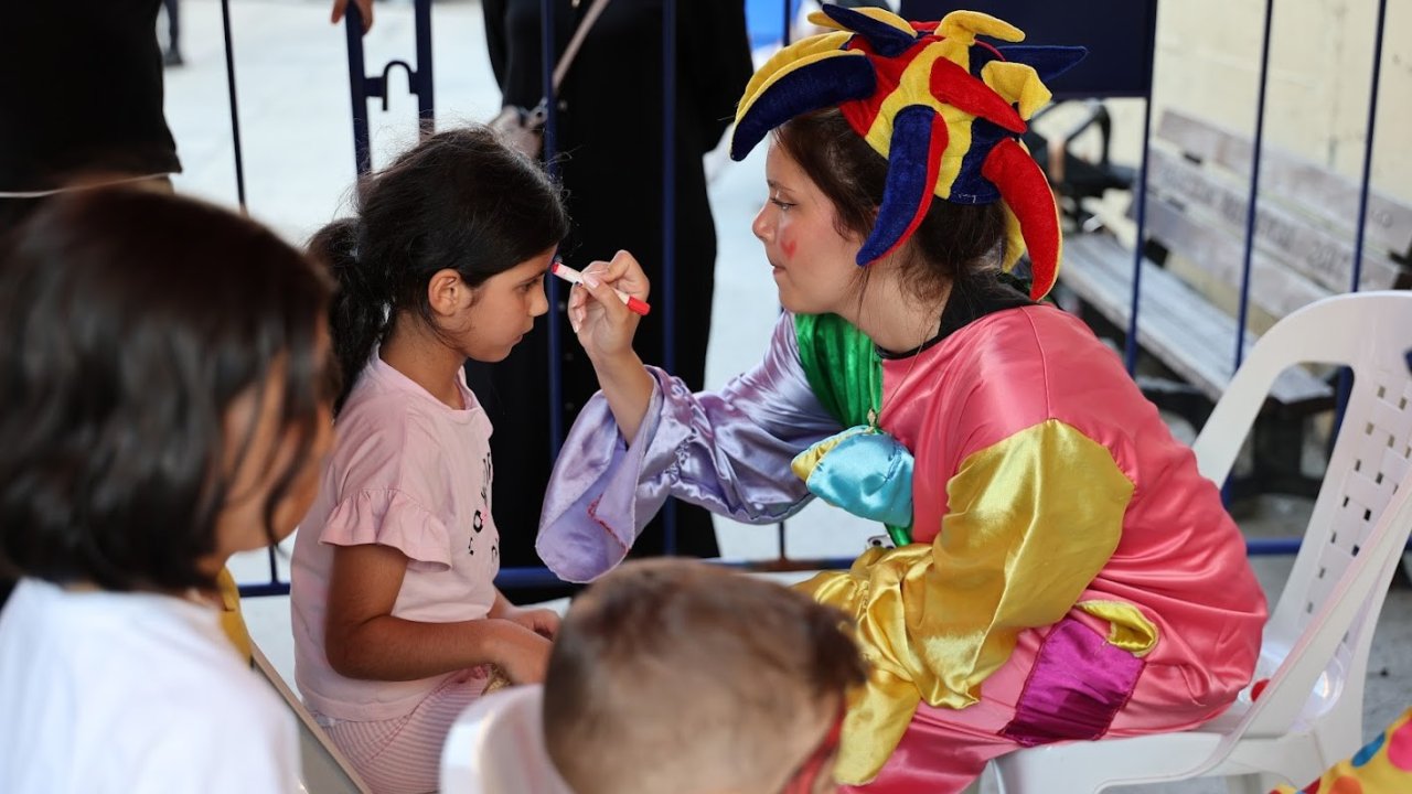 Bağcılar’da yaz akşamları belediyenin etkinlikleri ile dolu dolu yaşanıyor