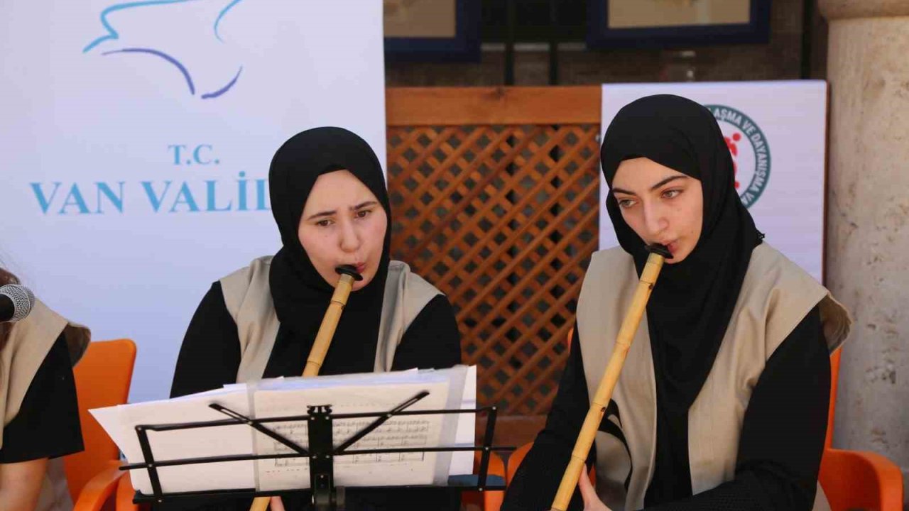 Van Büyükşehir Belediyesinin ney konseri beğeni topladı