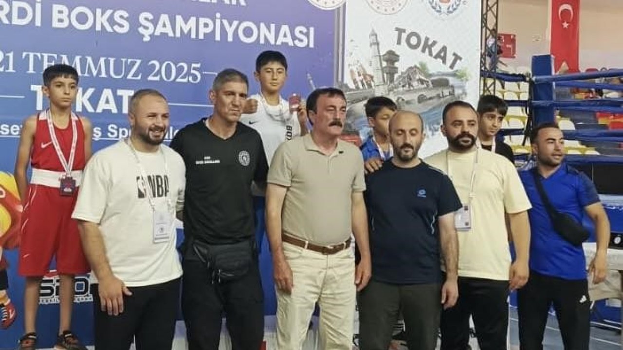 Azad Ali Yaşar’dan Türkiye derecesi