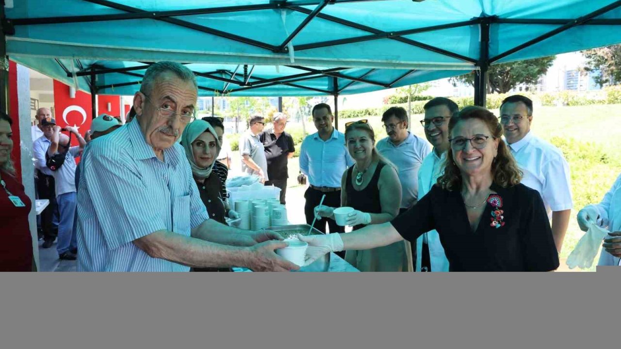 Nilüfer Belediyesi’nden şehit ve gazi yakınlarına aşure ikramı