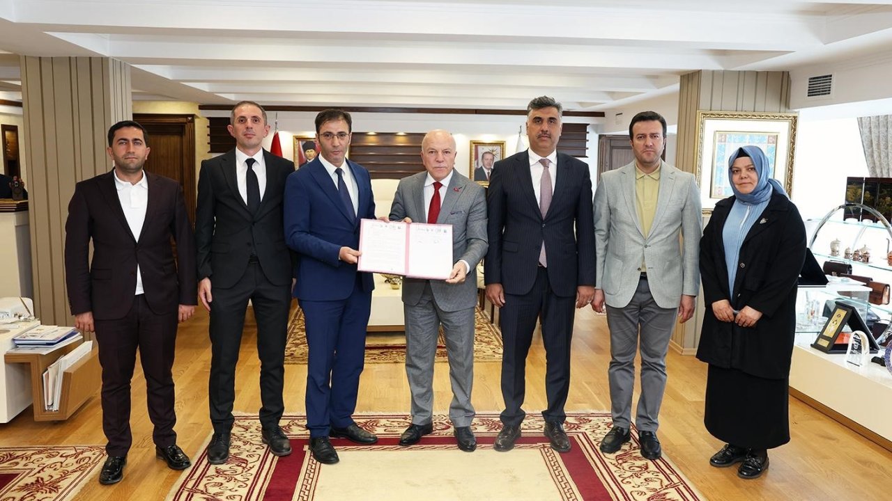 Tarihi Taş Ambarlar, kapalı çarşı ve müzeye dönüşüyor