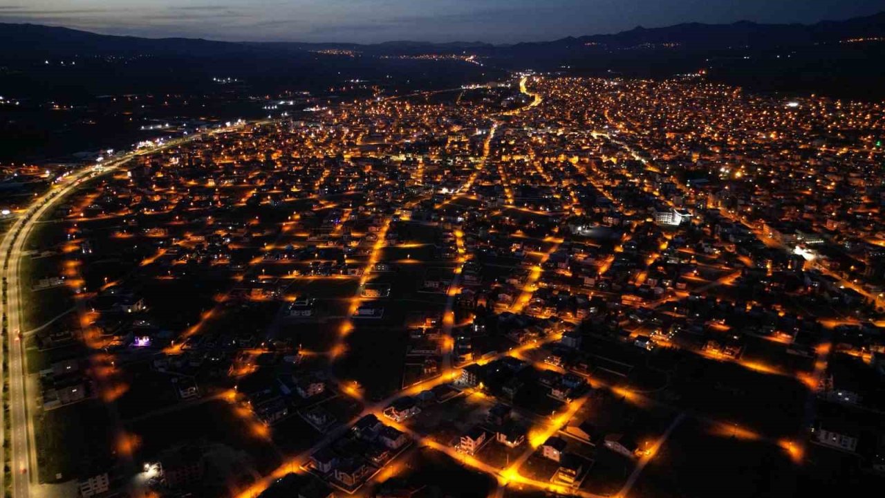 Göldeki su çekilmesinin ilçeyi 1 metre çökerttiği bilimsel olarak kanıtlandı