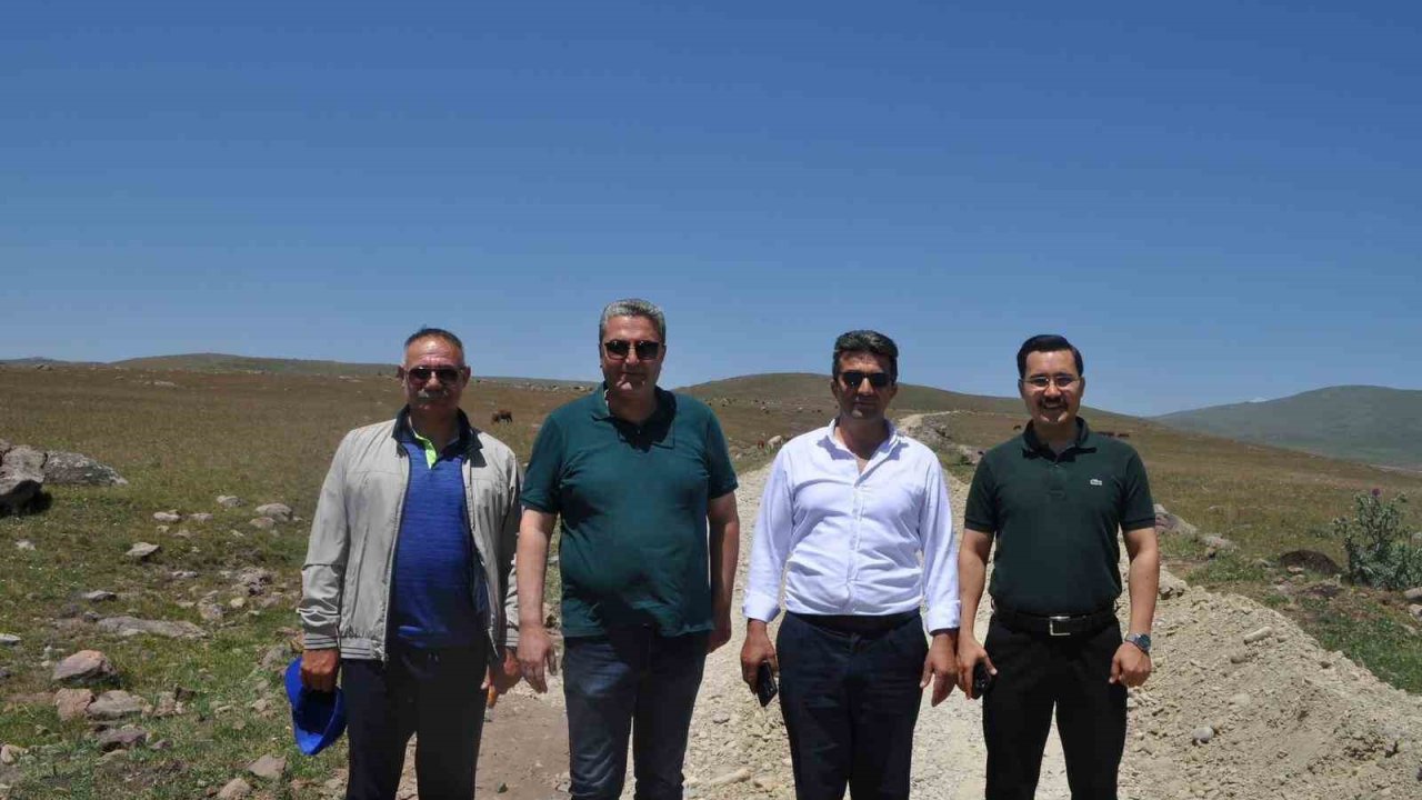 Akyaka Kaymakamı Demirtaş, yaylalarda vatandaşlarla buluştu