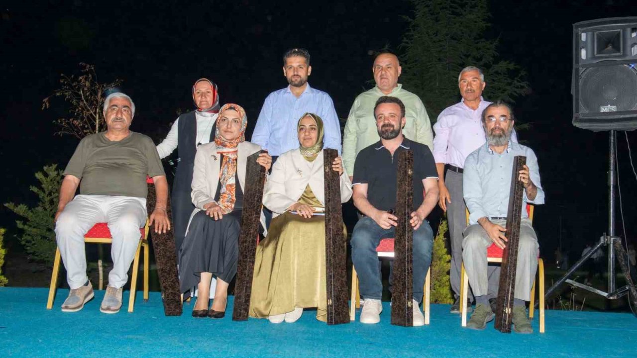 Ahlat’ta "Öykü Gecesi"