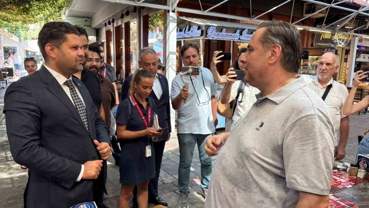 İzmir’de sigara denetiminde 136 işletme ile 159 kişiye idari para cezası uygulandı