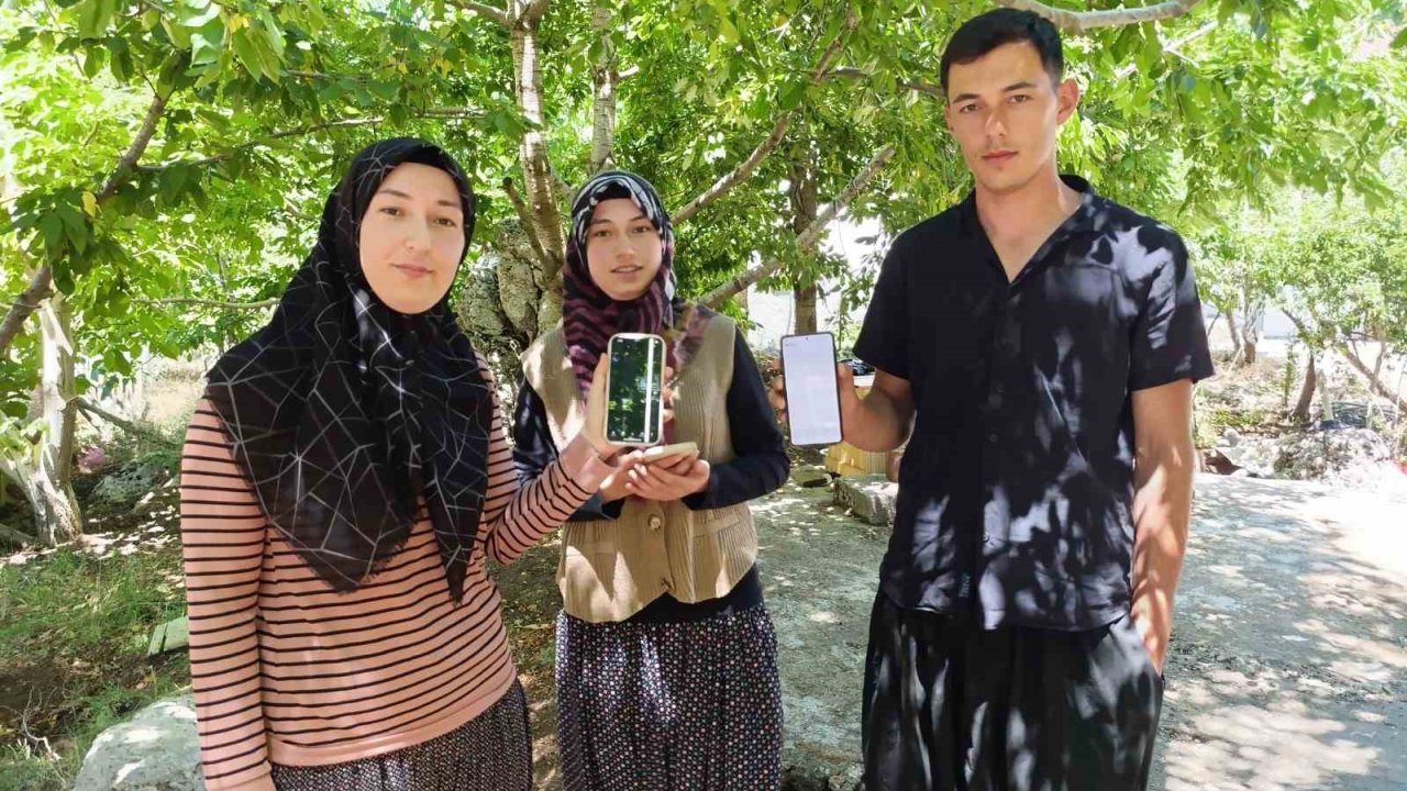 Sıcaktan kaçıp yaylaya çıkanlar dünya ile irtibatları kesildiği için kafalarını dinliyor