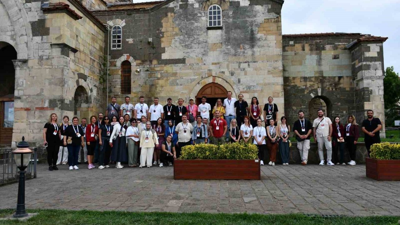Rehber adayları Karadeniz’in zenginliklerini yerinde öğreniyor