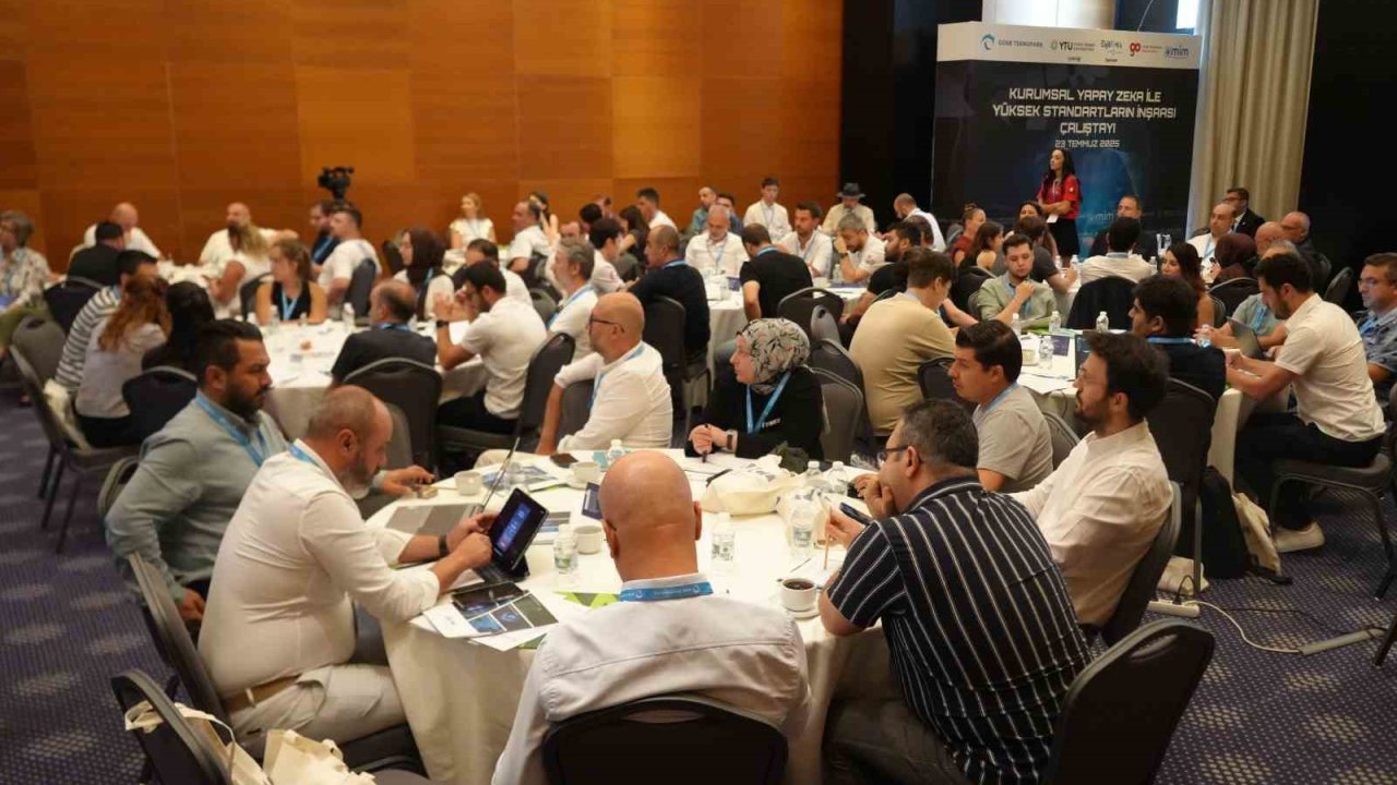 Yapay zeka ile kurumsal dönüşüm masaya yatırıldı