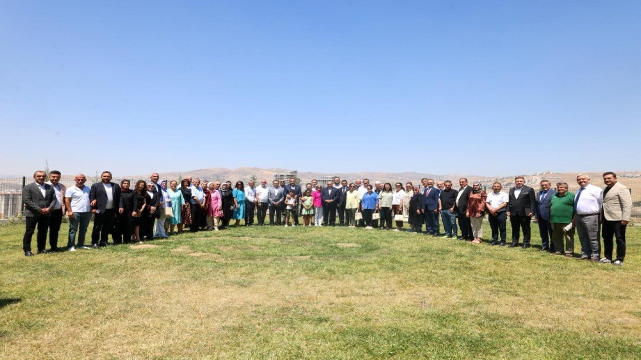 Keçiören Belediye Başkanı Özarslan muhtarlarla buluştu