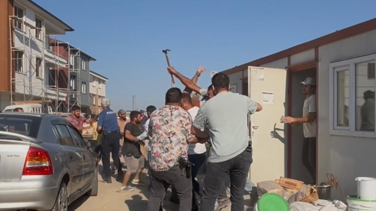 Park yeri kavgasında çekiç, tahta ve yumruklar havada uçuştu