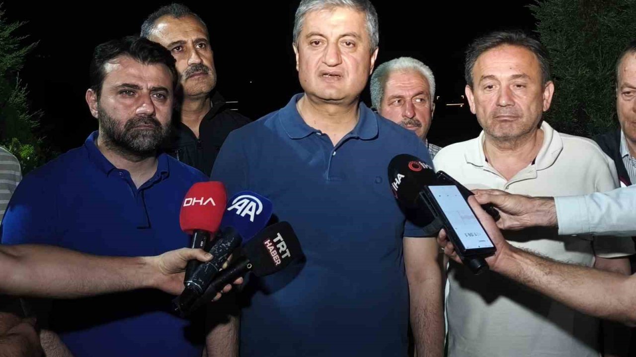 Vali Yavuz: "Yangınlar nedeniyle 14 köy tahliye edildi, 613 hane boşaltıldı"