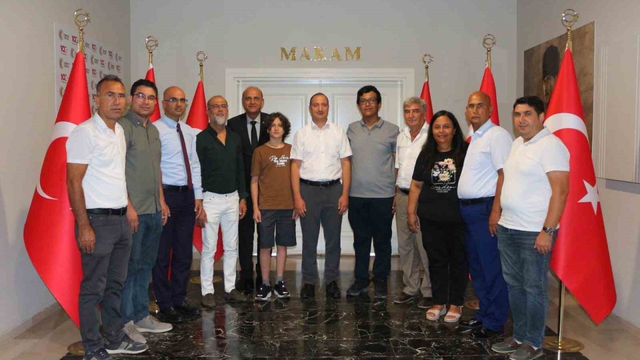 Kaymakam Akyüz, "Öğrencilerimizle gurur duyuyoruz"