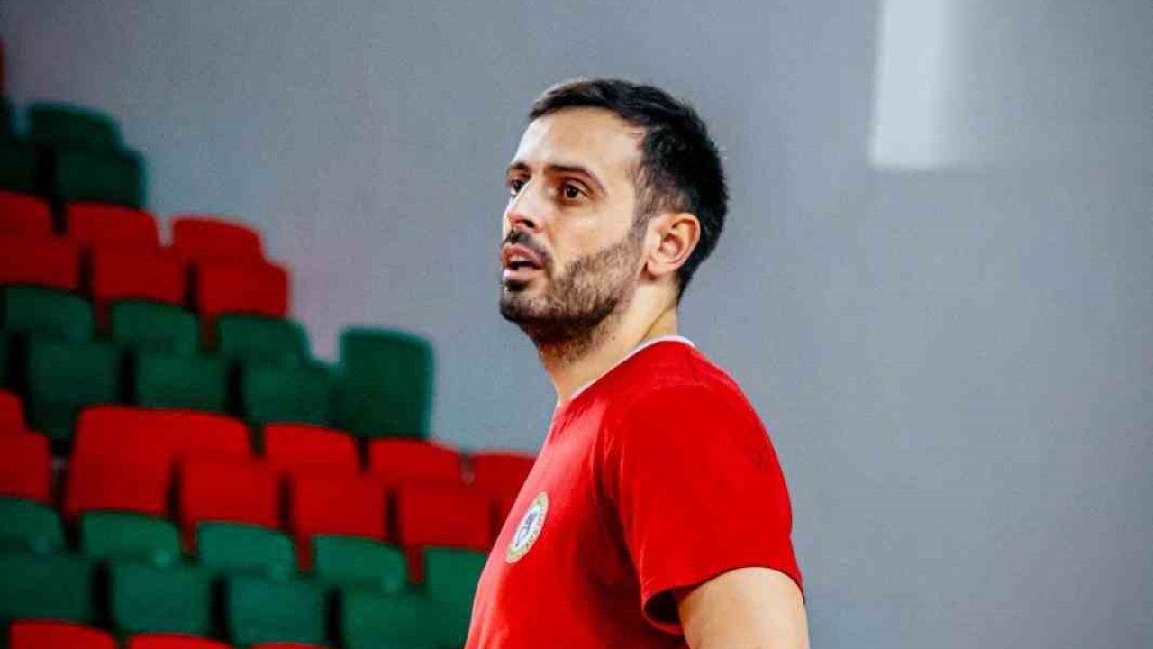 Semih Çelik: "Efeler Ligi’ne çok yakışacağız"