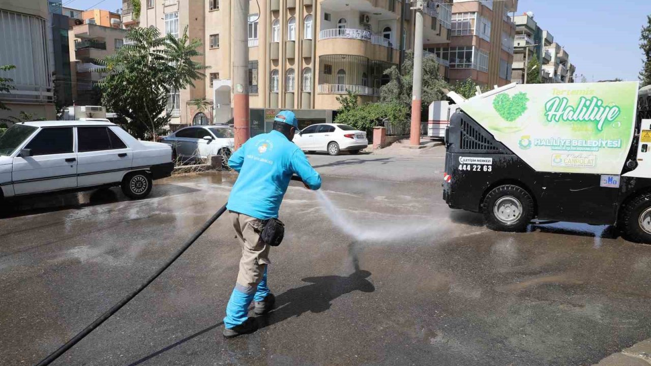 Haliliye’de temizlik seferberliği sürüyor