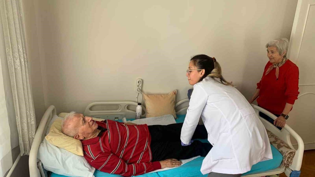 Büyükşehir Evde Bakım Hizmeti ile 26 bin haneye misafir oldu