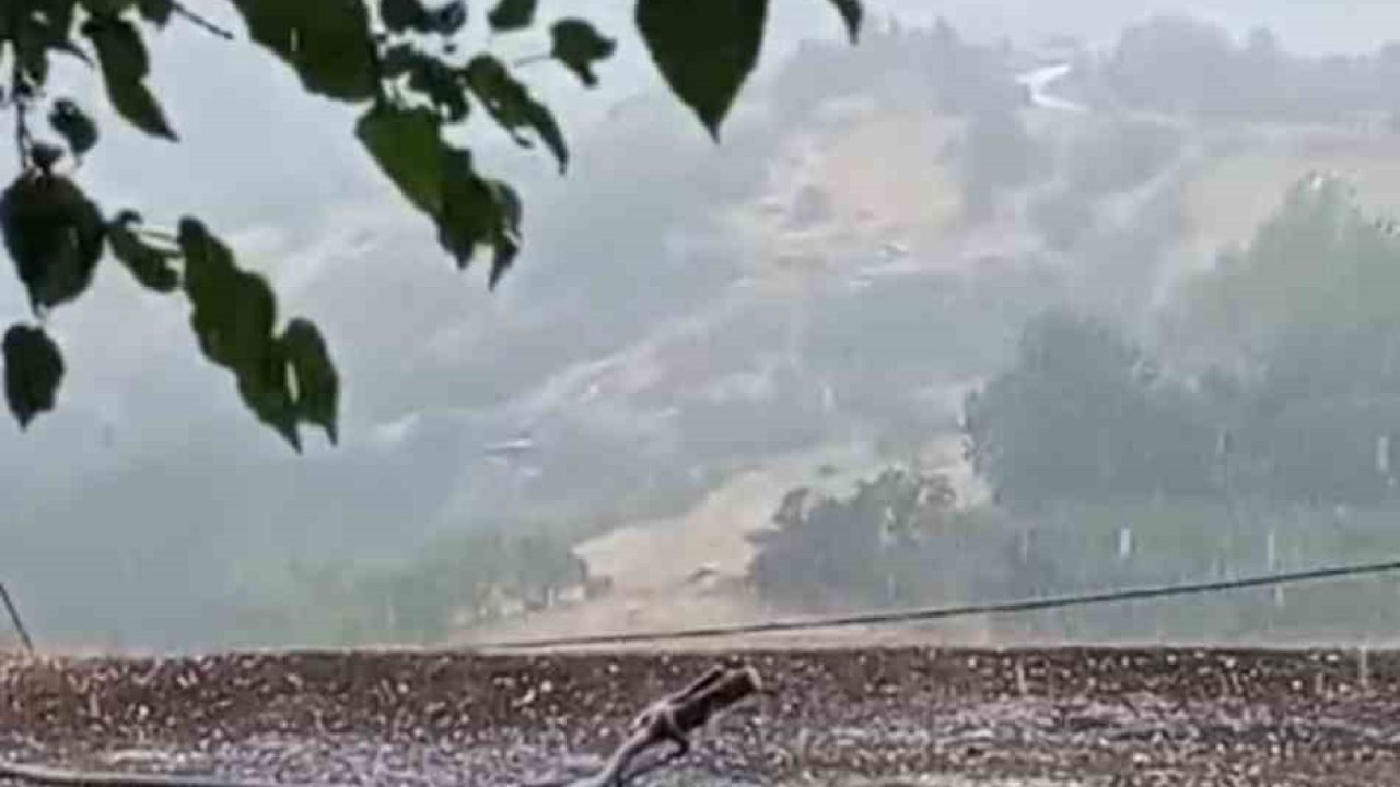 Karakoçan’da dolu yağışı