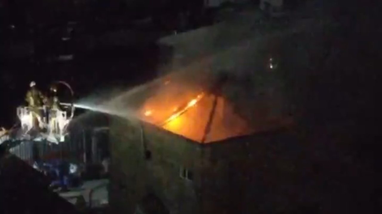 Başakşehir’de fabrikada çıkan yangın büyümeden söndürüldü