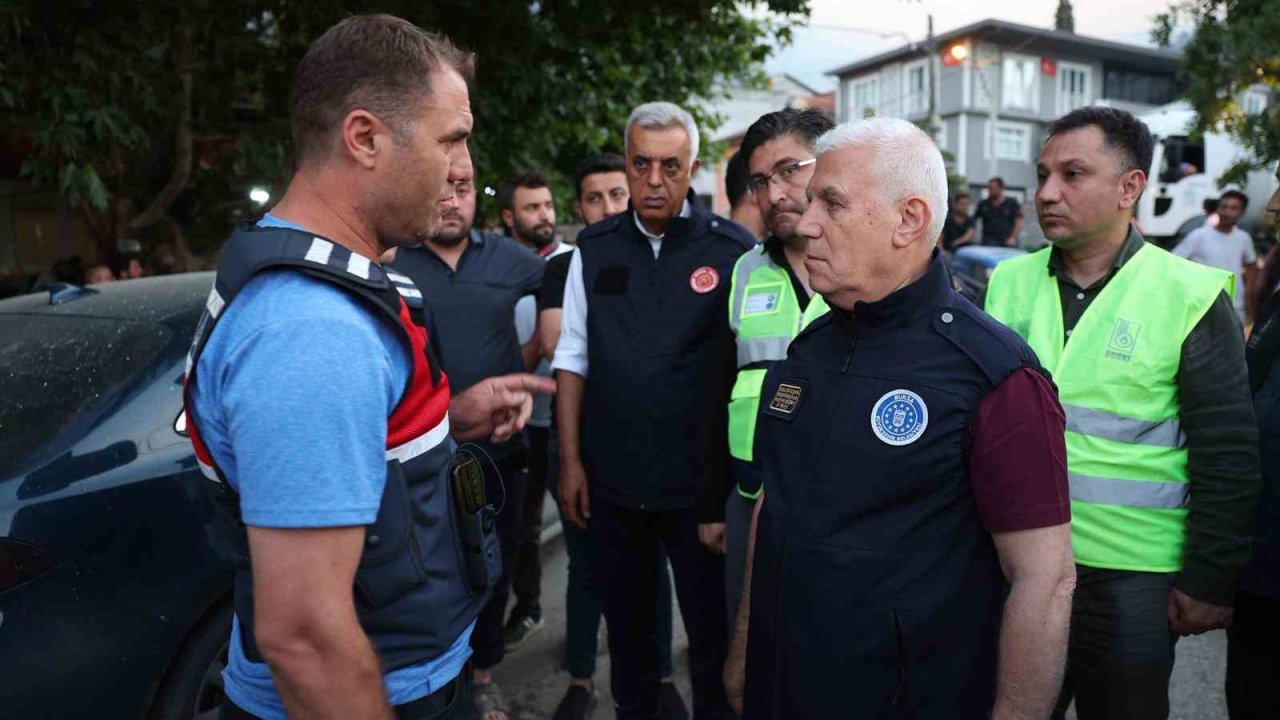 Başkan Bozbey’den yangın bölgesine ziyaret