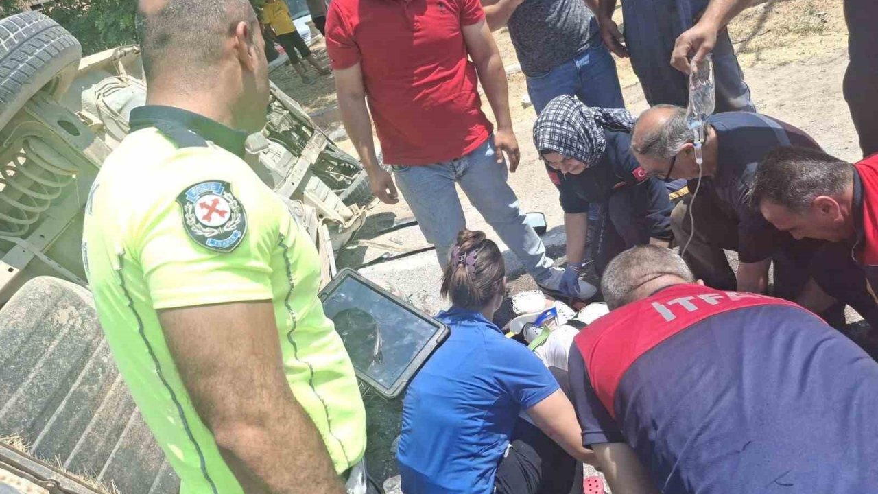 Trafik kazasında ağır yaralanan astsubay hayatını kaybetti