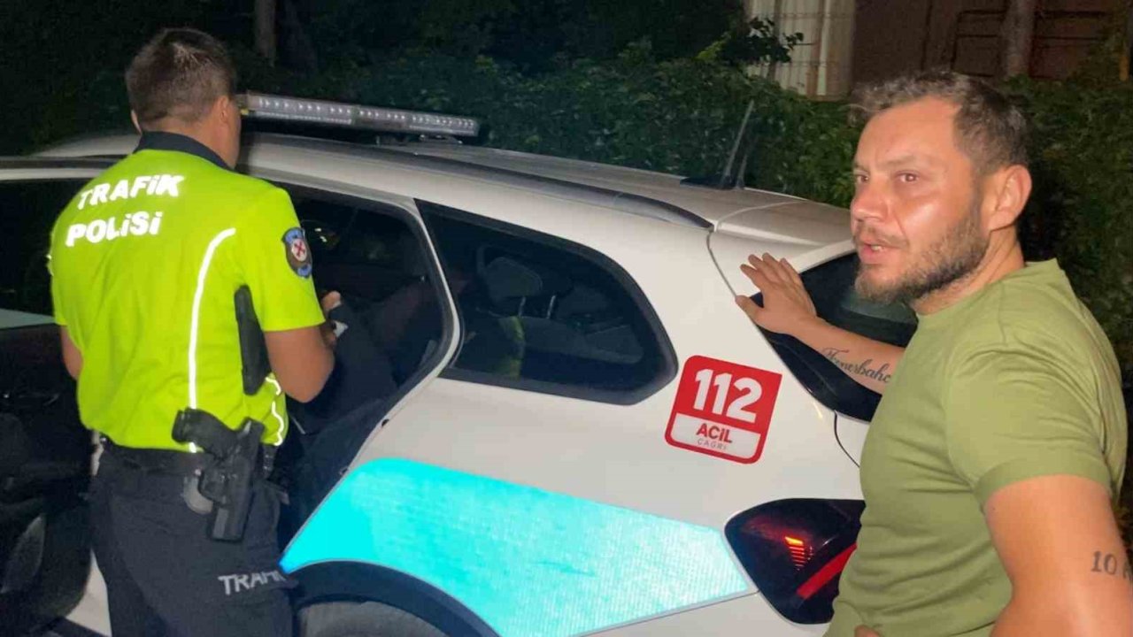 1.51 promil alkollü yakalandı, ehliyeti için polis memuruna yalvardı