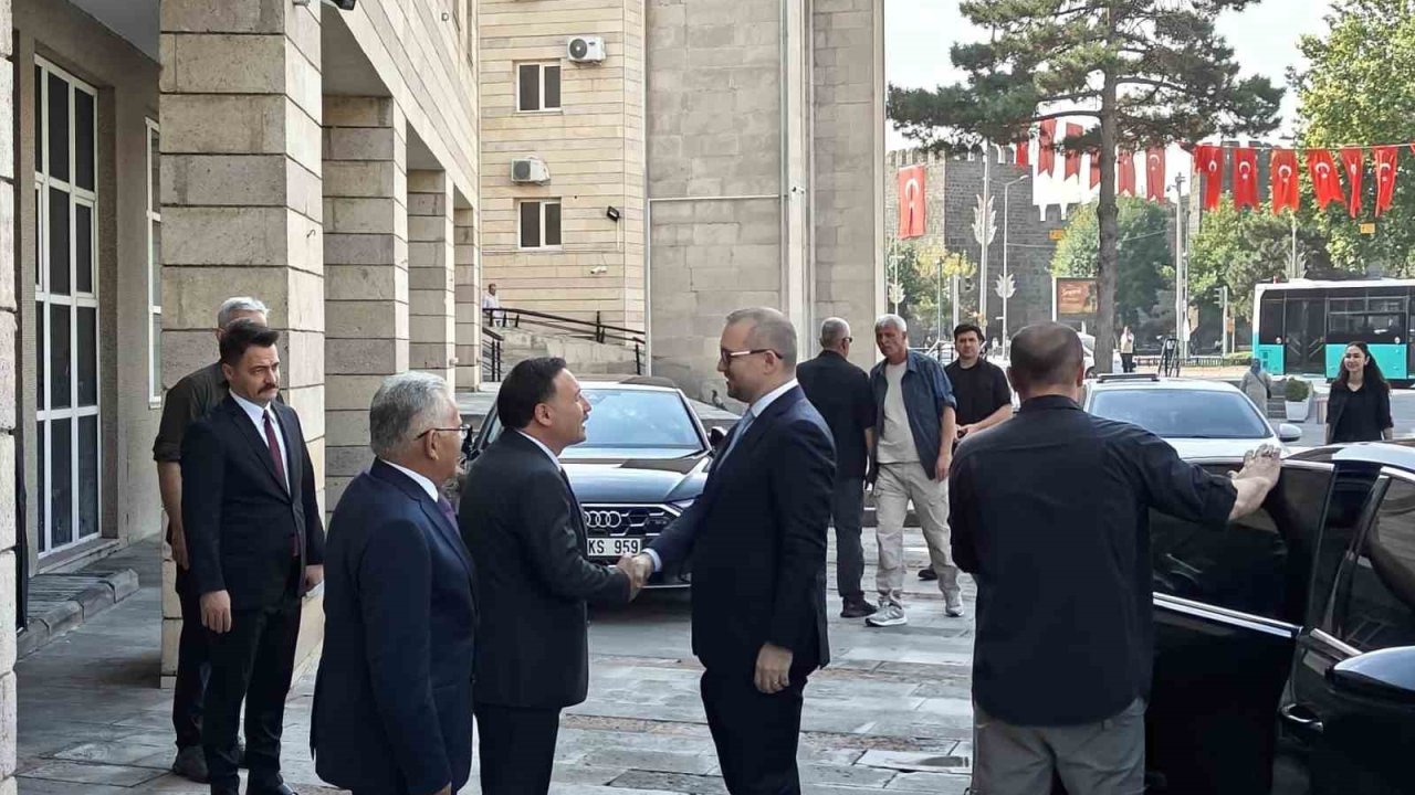 Merkez Bankası Başkanı Karahan’dan Kayseri Valiliği’ne ziyaret