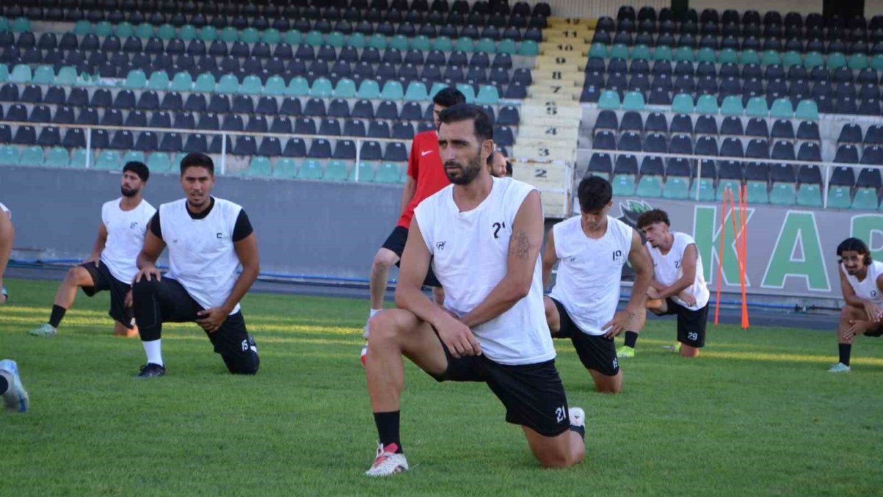 Nazmi Candoğan: "Elimizden geleni yapıp taraftarlarımıza güzel futbol izletmek istiyoruz"