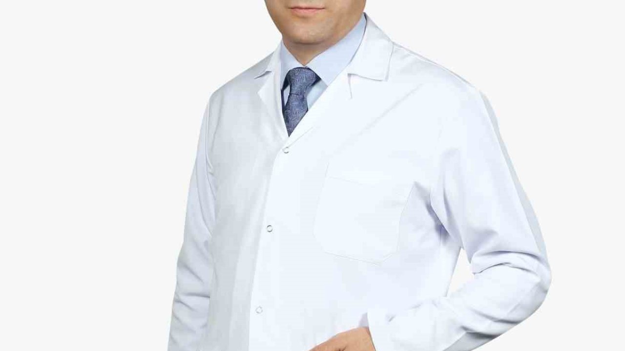 Nöroloji Uzmanı Dr. Ramazan Akpınar: "Doğru alışkanlıklarla beyin sağlığınızı koruyun"