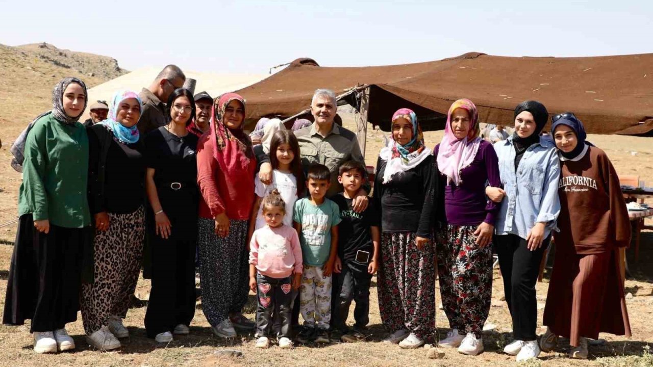 Minas Yaylası’nda gönüllere dokunan ziyaret