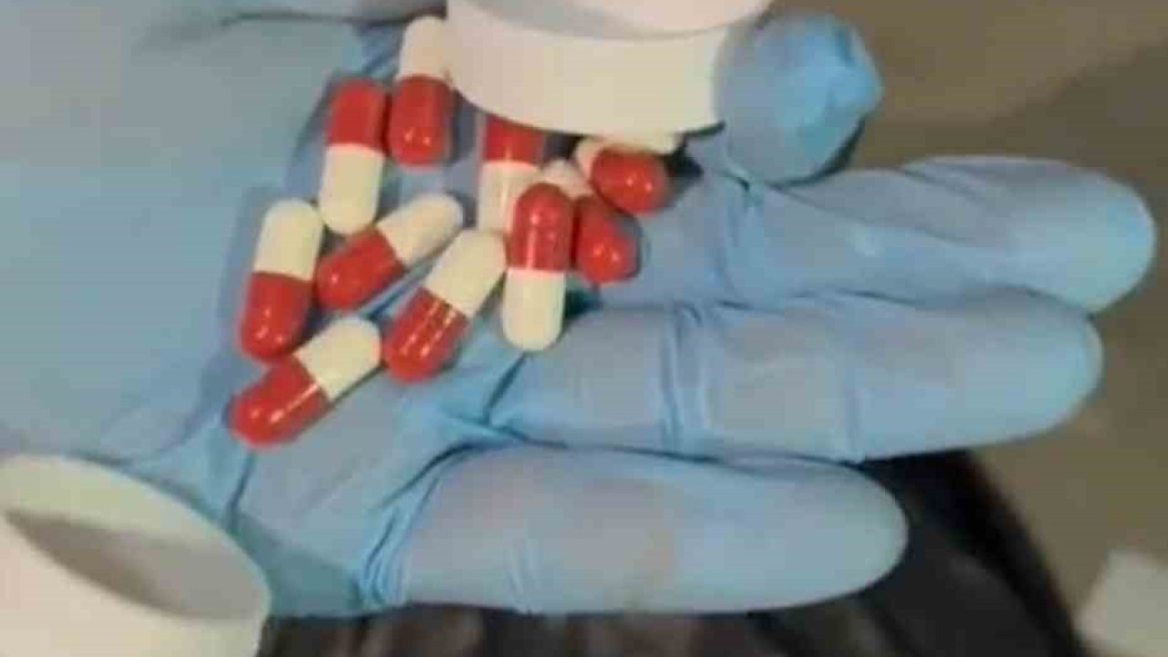 Narkotik ekipleri 7 bin sentetik ecza hapı ele geçirdi