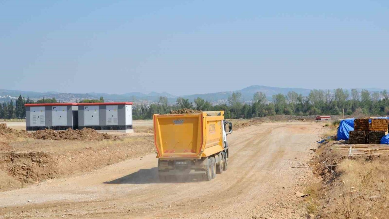 BYD’nin Manisa’daki fabrika sahasında yeniden hareketlilik başladı