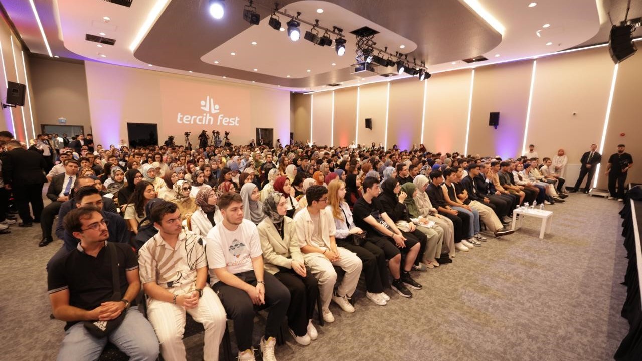 TÜRGEV Başkanı Yılmaz: "Gençliğe yapılan yatırım coğrafyayı aşar"